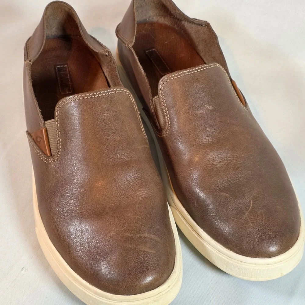 OluKai Pehuea Womens 8.5 Leather Slip On Sneakers Fox Brown Coastal Everyday